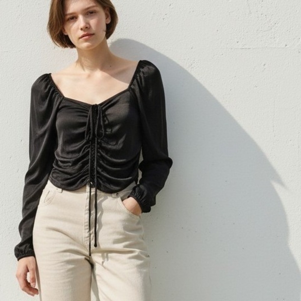 HM Black Ruched Drawstring Sweetheart Neckline Blouse Long Sleeve S NEW